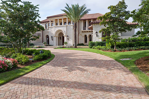 Professional Driveway Pavers in Mcdonald, OH